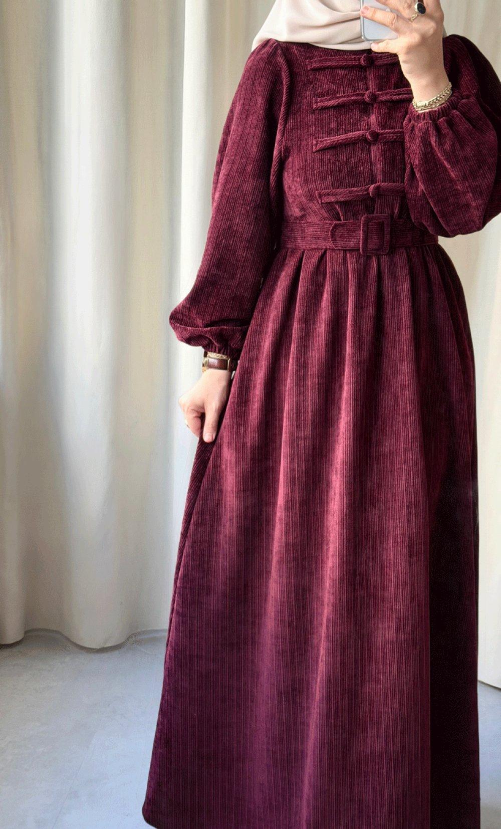 Robe Noreen